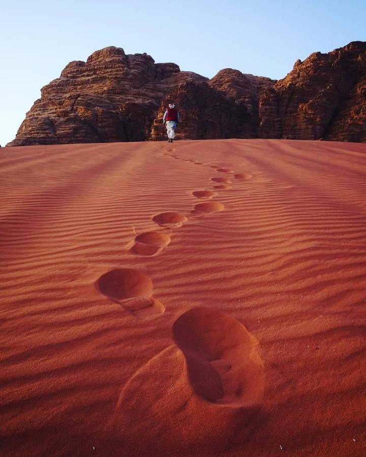 Bed and Breakfast Bedouin Memories Camp Wadi Rum Esterno foto