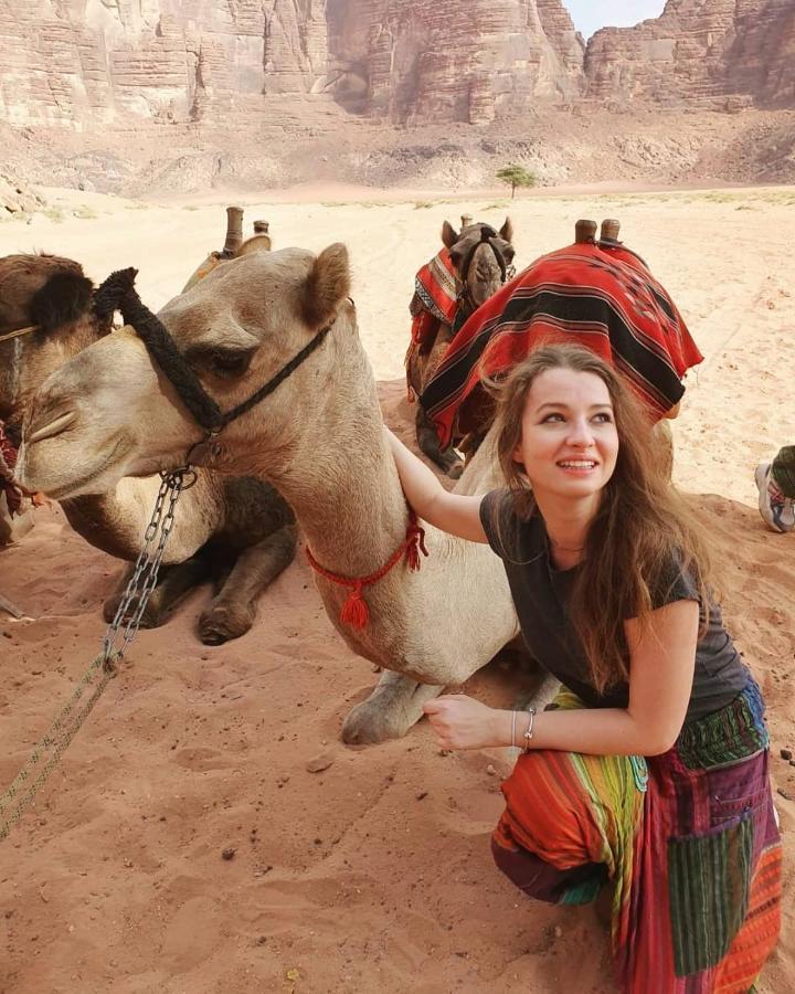 Bed and Breakfast Bedouin Memories Camp Wadi Rum Esterno foto