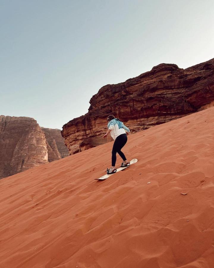 Bed and Breakfast Bedouin Memories Camp Wadi Rum Esterno foto