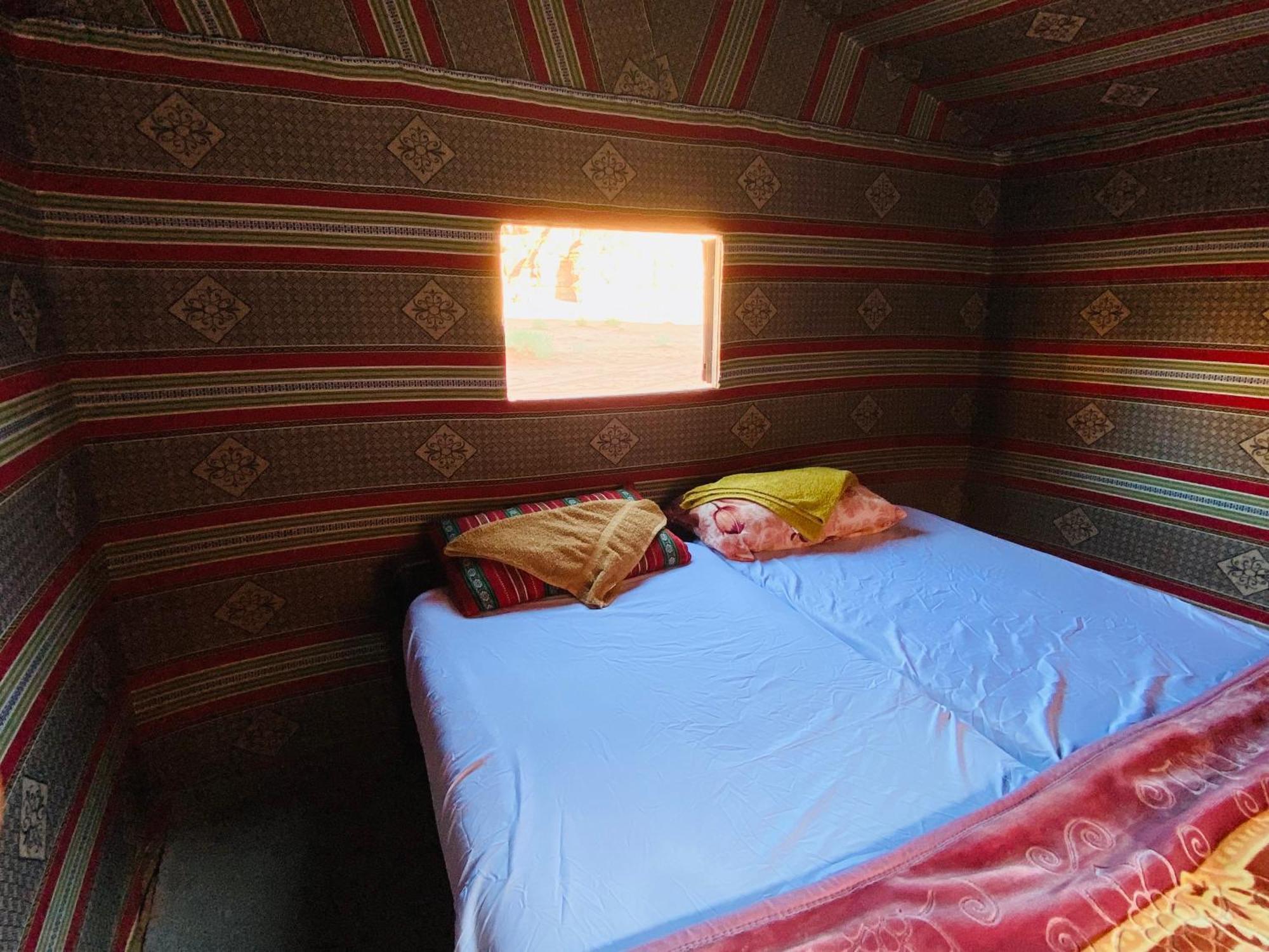 Bed and Breakfast Bedouin Memories Camp Wadi Rum Esterno foto